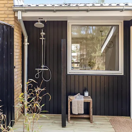 Holiday home Amazing In Aakirkeby With Wifi *